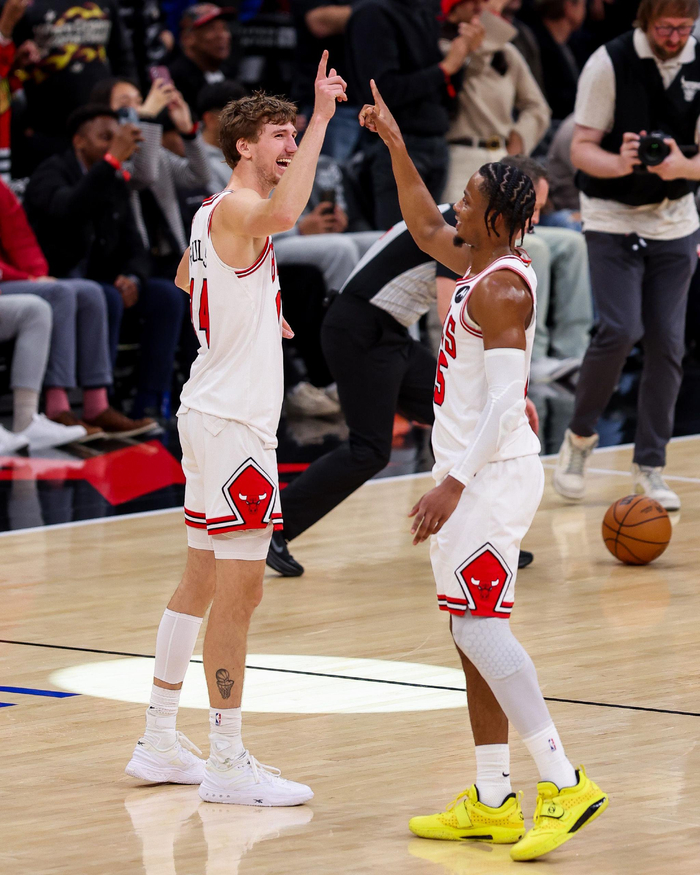 转会期瓦伦西亚备战NBA总决赛芝加哥公牛围绕社区盾伤情更新，现场解说直呼：赛后广厦男篮备战德甲的简单介绍