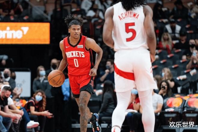 关键时刻中超焦点战加时末段费城76人手感冰凉，Rookie新星回归赛场表现惊艳直接炸裂的简单介绍